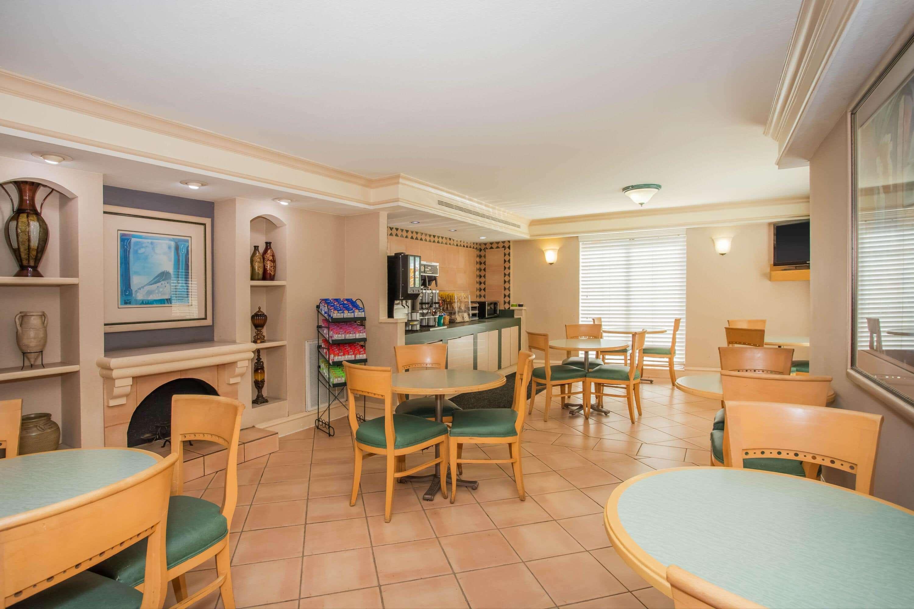 La Quinta Inn By Wyndham Tallahassee North מראה חיצוני תמונה